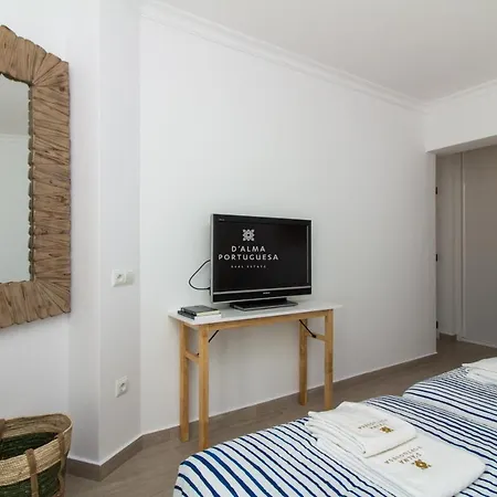 Blue Balaia Space - By Dalma Portuguesa Албуфейра