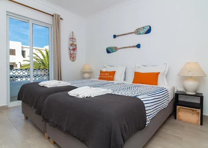 Blue Balaia Space - By Dalma Portuguesa 阿尔布费拉